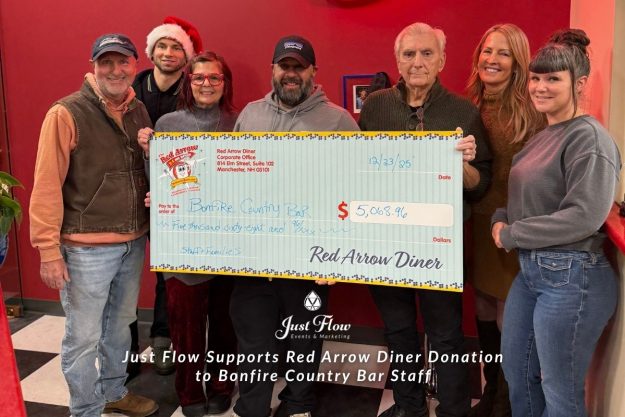 Red Arrow Diner donates to Bonfire Country Bard